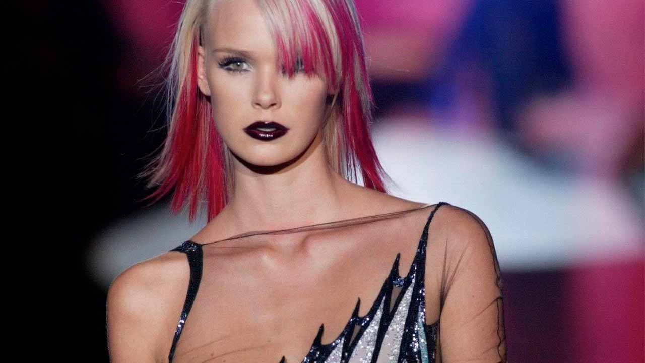 Haute couture в Париже (сезон осень-2001/зима-2002)